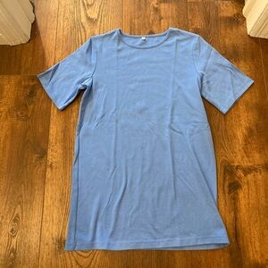 womens blue cotton tee size small